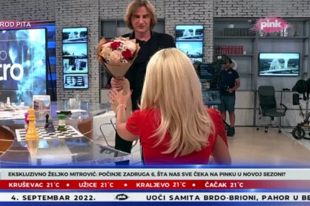 Željko Mitrović ŠOKIRAO Jovanu Jeremić! Uživo u emisiji joj doneo iznenađenje kom se nije nadala: "Imam tremu" (FOTO)