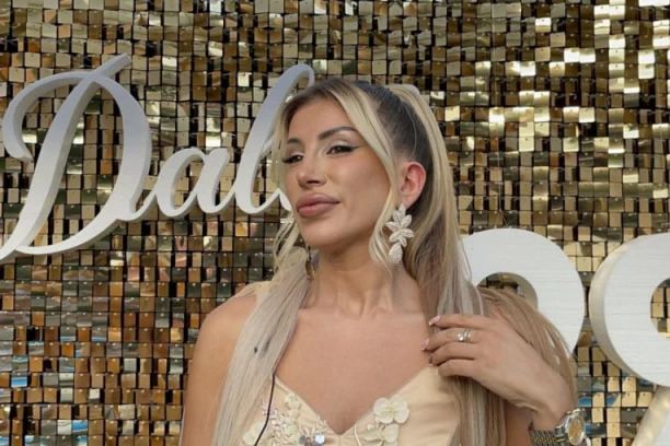 BOŽE, BUDALE! Majka Dalile Dragojević ŠOKIRANA postupkom ćerke, ne može da poveruje šta je uradila!