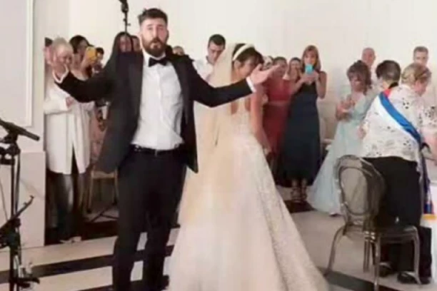 OŽENIO SE BELI PRELETAČEVIĆ! Mlada dobro poznata javnosti, blista u bisernoj venčanici! (FOTO)