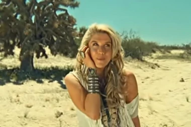 DROGIRAO ju je, SILOVAO i psihički ZLOSTAVLJAO: Pevačica zbog menadžera prošla PAKAO, a onda je TEŠKO OBOLELA!