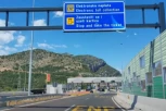 ZAŠTO NEMA ĆIRILIČNOG NATPISA NA AUTOPUTU U CRNOJ GORI? Odgovor ombudsmana je SKANDALOZAN!