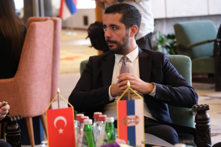 Tomislav Momirović ministar građevinarstva, saobraćaja i infrastrukture