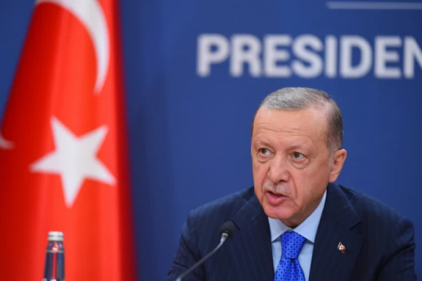 KLUPKO ŠIRENJA NATO SE ODMOTAVA, ERDOGAN NAOŠTREN NA ŠVEĐANE: Finska može, Švedska - NE!