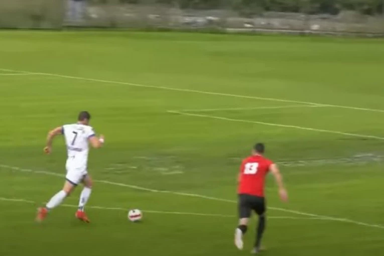 Švajcarija ima golgetera od rase i klase! (VIDEO)