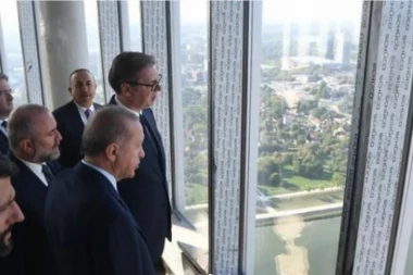 VUČIĆ POKAZAO ERDOGANU BEOGRAD: Ponosan sam na novo lice našeg glavnog grada! (FOTO)