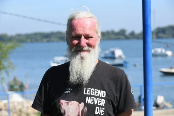 ČUVAR MARINE U GROCKOJ O NESREĆI SA GLISEROM: Nije prvi put da se tako nešto desi!