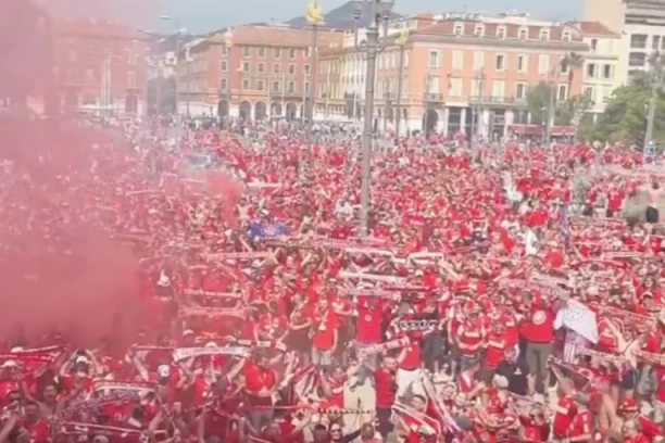 LUDNICA U PARTIZANOVOJ GRUPI: 15.000 Nemaca okupiralo Nicu! (VIDEO)