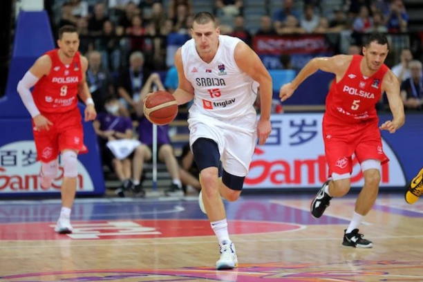 VELIKA BORBA: Poljaci preko Ukrajine do Slovenaca!