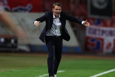 Odmah nakon poraza! Milojević održao slovo igračima!