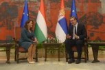 VUČIĆ STIGAO U MAĐARSKU: Predsednik se sastao sa Katalin Novak na prelazu Kelebija - Tompa