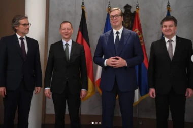 NEMA PREDAJE! Vučić se oglasio pred važan sastanak o KiM sa predstavnicima EU! Može sve ako je u skladu sa REZOLUCIJOM 1244!