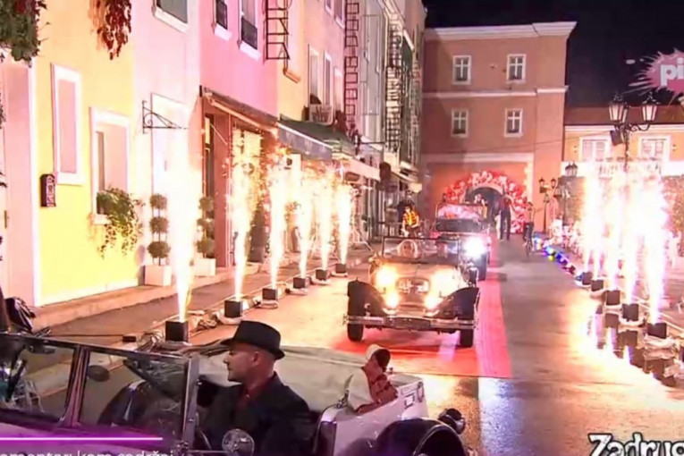 Prvih osam učesnika ulazi u Belu kuću