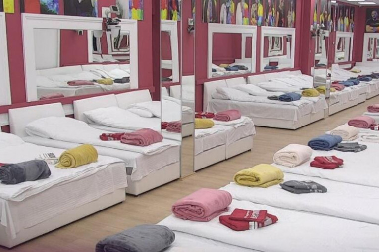 Zadruga 6 spavaća soba