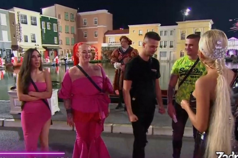 Treća grupa zadrugara ulazi u Belu kuću