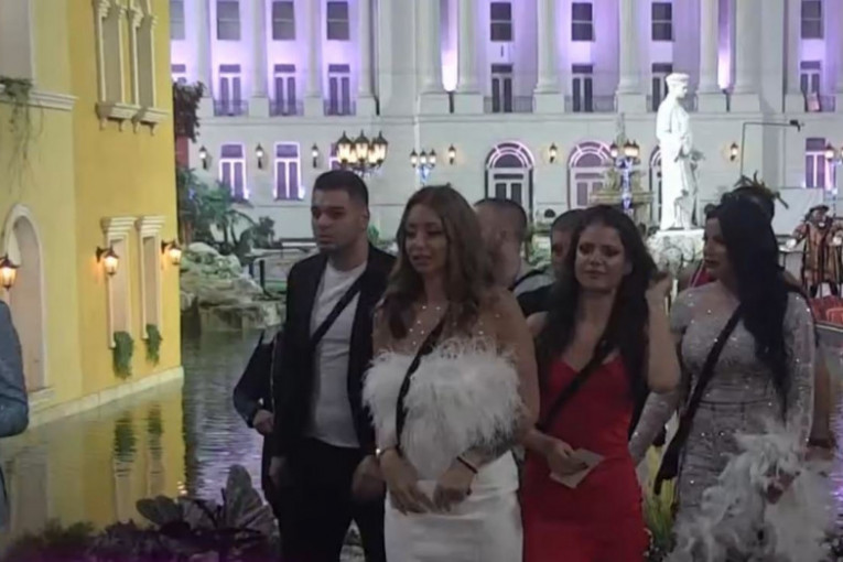 Četvrta grupa zadrugara useljava se u Belu kuću