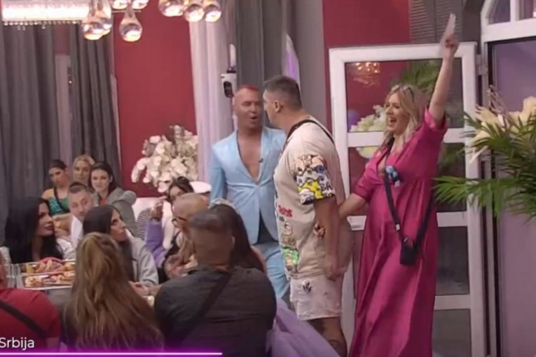 Jelena i Kristijan Golubović ulaze u Belu kuću