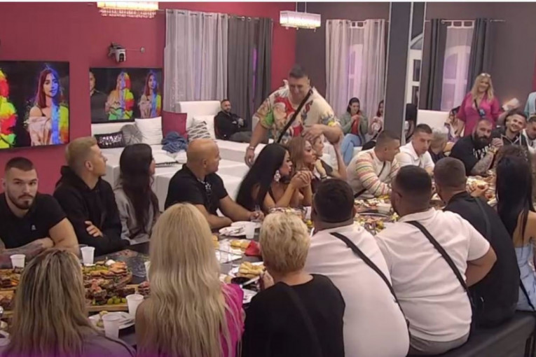 Jelena i Kristijan Golubović ulaze u Belu kuću