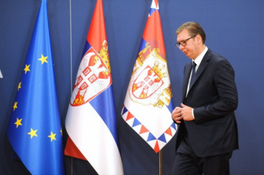 PRIREĐENA SVEČANA VEČERA ZA VUČIĆA U ABU DABIJU: Lideri Srbije i UAE razgovarali o novim investicijama