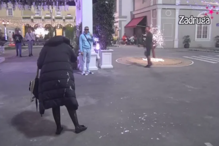 Uroš Ćertić polio Jelenu Golubović jogurtom