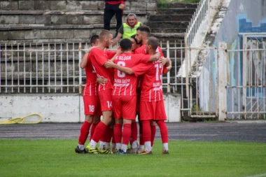 Poker Sloge u Bajinoj Bašti protiv Mihajlovca (FOTO GALERIJA)