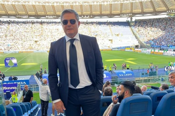 OVACIJE PREPUNOG STADIONA: Piksi u Japanu dočekan kao BOG! (VIDEO)