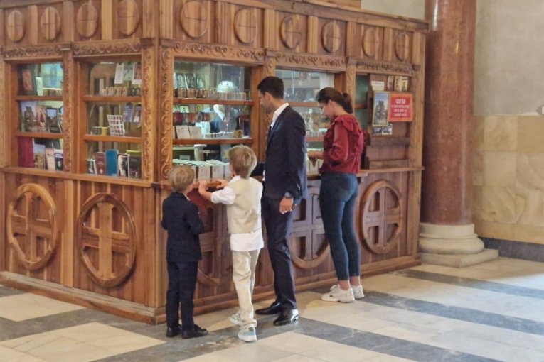 Novak Đoković u crkvi