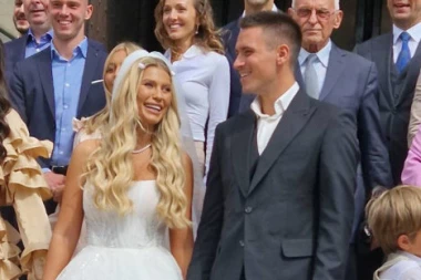 KO JE ĐOKOVIĆEVA SNAJKA? Evo čime se Saška Veselinov BAVI i kako je izgledao početak VEZE sa Đorđem!