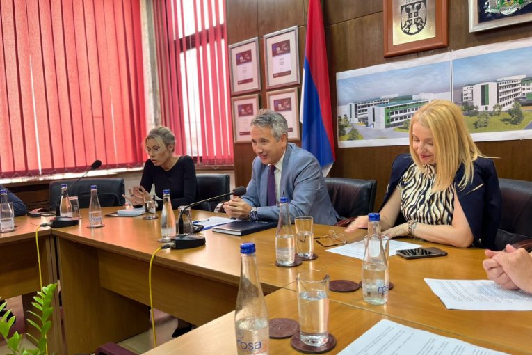 Dajana Paunović na sastanku sa gradonačelnikom Vranja, Slobodanom Milenkovićem