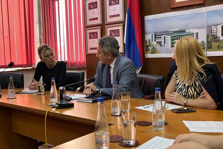 Dajana Paunović na sastanku sa gradonačelnikom Vranja, Slobodanom Milenkovićem