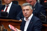 LICEMERNO I JADNO! Boško govorio da je Kosovo "de fakto nezavisno", sad napada Vučića! (VIDEO)