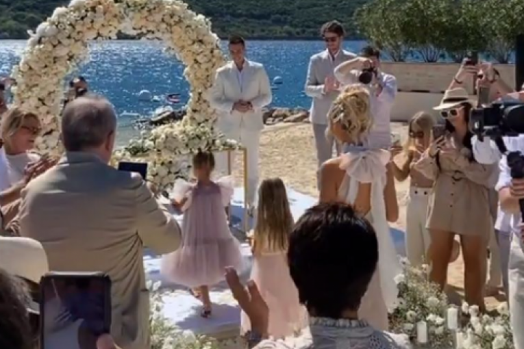 Venčanje na plaži Đorđa Đokovića i Saške Veselinov