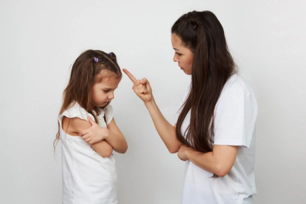 ZAPALA U FINANSIJSKU KRIZU PA SE DOSETILA: Potez majke ostaviće vas bez reči, da li je moguće da je uradila OVO svojoj ćerki
