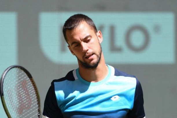 KRAJ ZA ĐEREA NA VIMBLDONU: Težak poraz nakon preokreta!