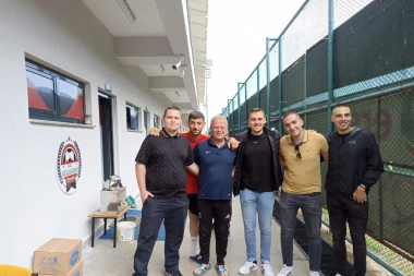 ČAJ KOD LEGENDE TRABZONA: Alfa i omega amaterskog kluba, poruka Zvezdi, klicanje Žocu i dušmani iz Fenerbahčea (FOTO GALERIJA)