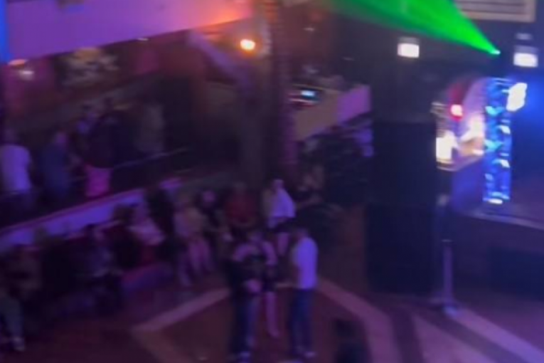 Poluprazan klub na nastupu Nataše Bekvalac