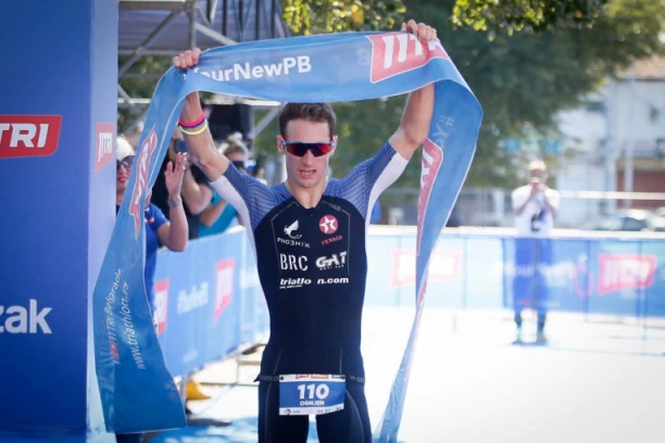 Balkanska i srpska zvezda triatlona Ognjen Stojanović na Adi juri novi rekord! (FOTO)