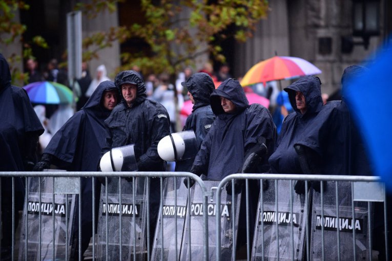 Pristižu učesnici Evroprajda