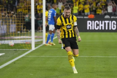 POTPUNO LUDILO U POSLEDNJEM KOLU BUNDESLIGE! UNION PROMAŠIO DVA PENALA, ALI U NADOKNADI IZBORIO OPSTANAK U LIGI! BAJERN RAZBIJEN! Rojs se golčinom oprostio od Vestfalena (VIDEO)