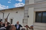 Šijan RASPALIO iz puške i RAZNEO jabuku iz PRVOG PUTA! (VIDEO)