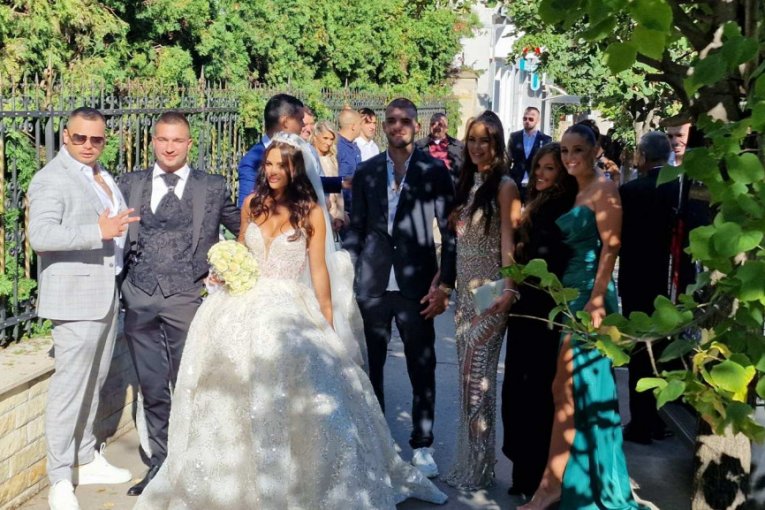 Mirko Šijan i Bojana Rodić stigli u crkvu