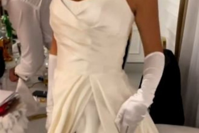 Bojana Rodić u drugoj venčanici