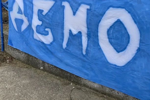 U ČAST PREMINULOG VOĐE: "Demoni" napravili SPEKTAKL na prepunim tribinama! Borac ubedljivo poražen! (FOTO)