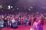 Aleksandra sa bratanicom zapevala na bini, pevačica EMOTIVNA: Ovaj trenutak ću pamtiti ZAUVEK! (VIDEO)