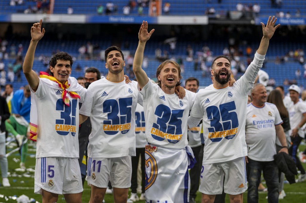 ŠOK IZ ŠPANIJE: Barselona hoće trofejnog asa Reala (FOTO)