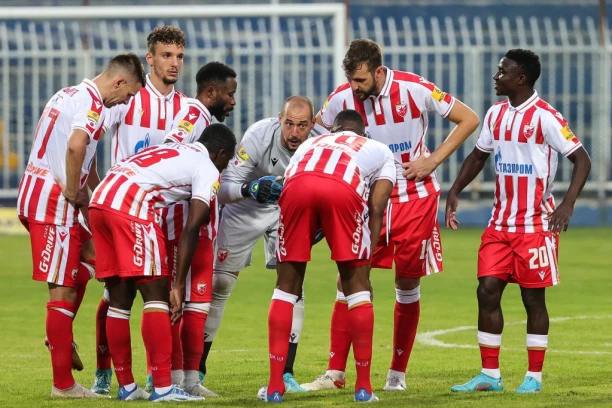 OD KANADE, PREKO AFRIKE DO RUSIJE: Ceo tim Zvezdinih reprezentativaca (FOTO GALERIJA)