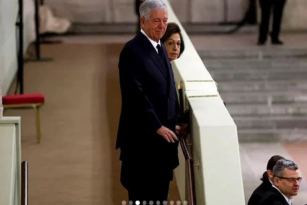 Prestolonaslednik Karađorđević prisustvuje privatnoj sahrani kraljice Elizabete! ONA GA KRSTILA! (FOTO)