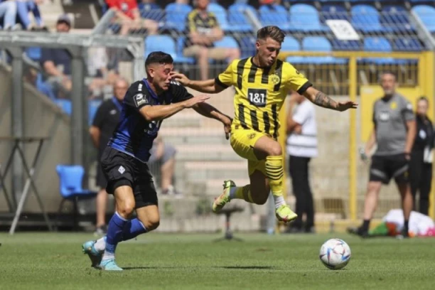 ČUDNI SU PUTEVI GOSPODNJI: Nekada je nosio beton, čistio smeće, krečio, a sada će poneti dres sa nacionalnim grbom! (FOTO GALERIJA)