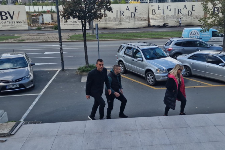 Uroš Ćertić stiže u Palatu pravde