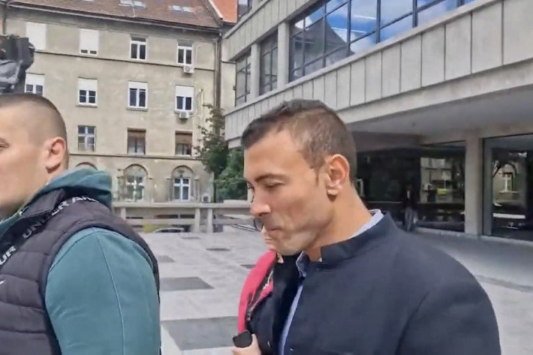 Uroš Ćertić napušta Palatu pravde