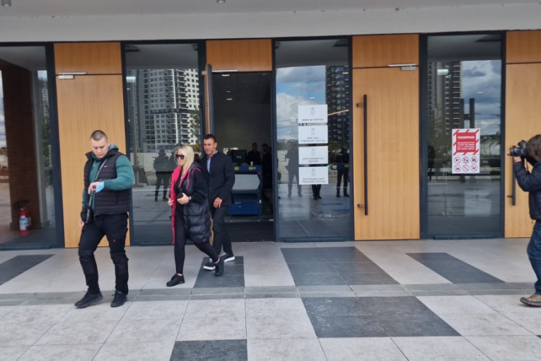 Uroš Ćertić napušta Palatu pravde